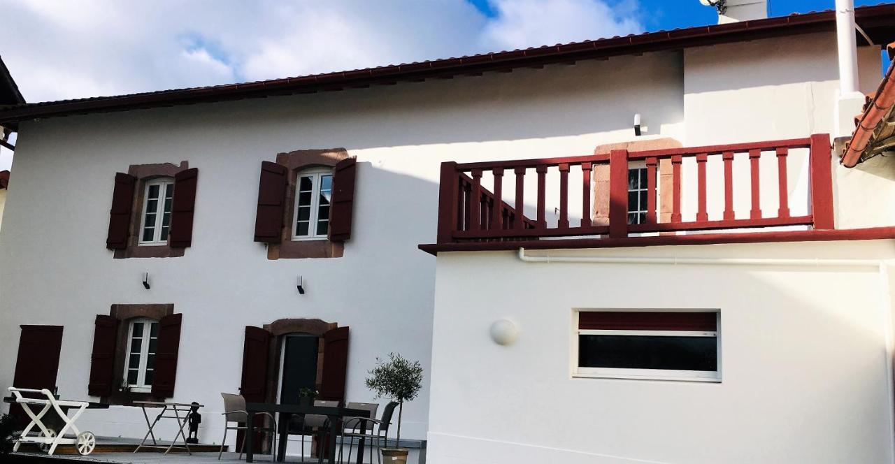 Bed and Breakfast Chalbonia Louhossoa Exteriér fotografie